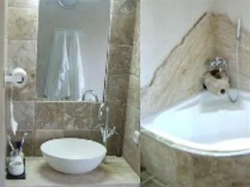 Terrace Houses Sirince - Fig, Olive And Grapevine Hotel