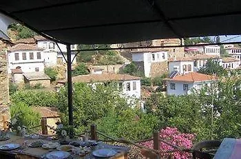 Terrace Houses Sirince - Fig, Olive And Grapevine Hotel