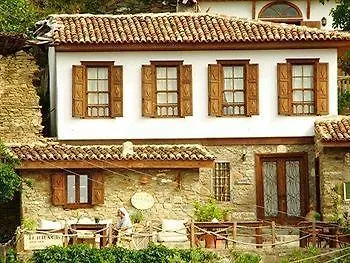 Terrace Houses Sirince - Fig, Olive And Grapevine Hotel