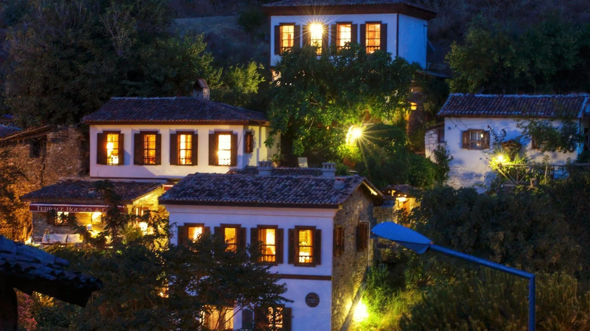 *** Hotel Terrace Houses Sirince - Fig, Olive And Grapevine Turkey