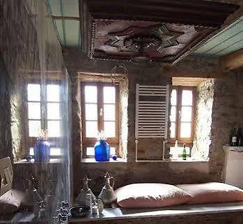 Hotel Terrace Houses Sirince - Fig, Olive And Grapevine