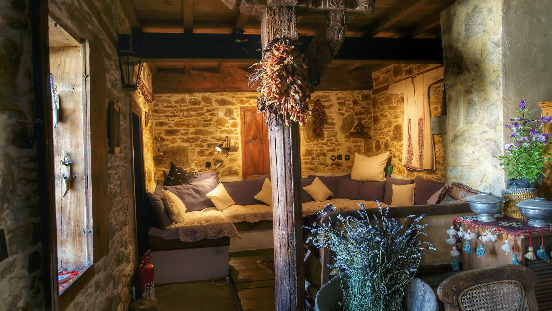Hotel Terrace Houses Sirince - Fig, Olive And Grapevine
