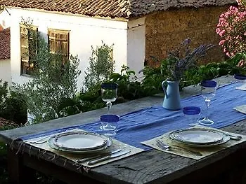 Hotel Terrace Houses Sirince - Fig, Olive And Grapevine